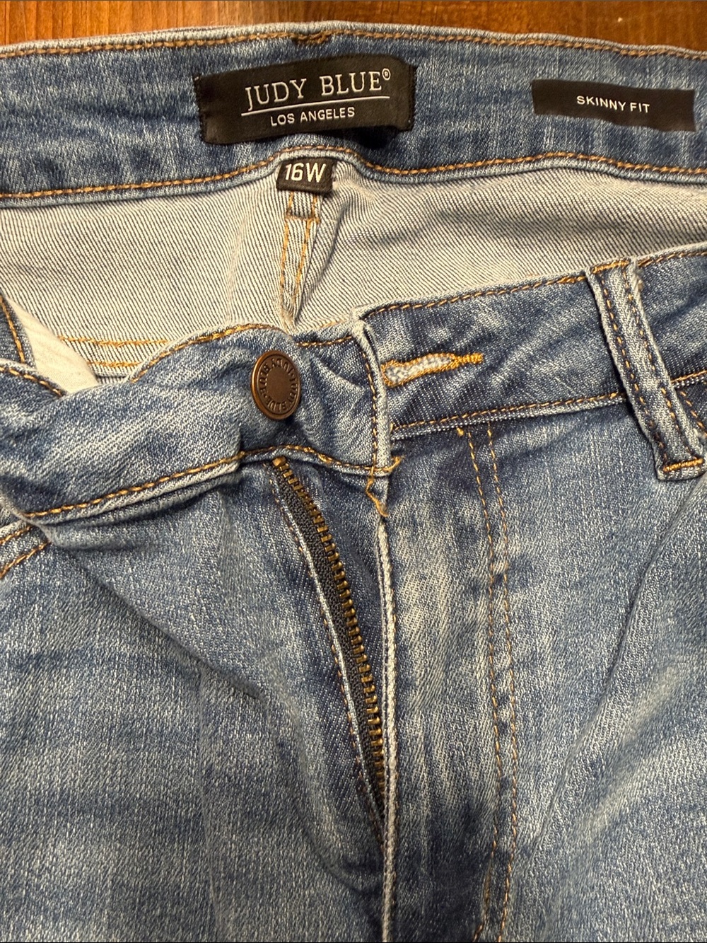 Judy Blue Medium Light Blue Skinny Jeans